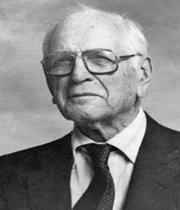 Dr Frederick Hubbard